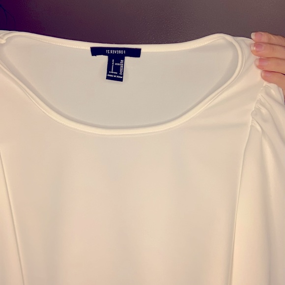FOREVER 21- Puffy long sleeve blouse - Picture 7 of 7